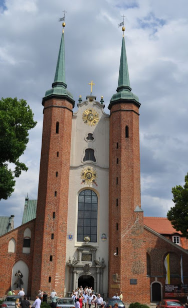 Kościół jest wart odwiedzenia, a jeśli lubisz muzykę organową, polecam koncerty